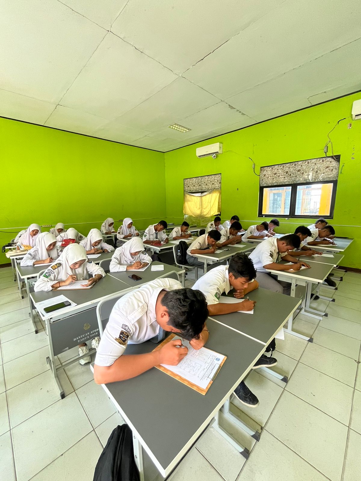 Test Bahasa - Ujian 13
